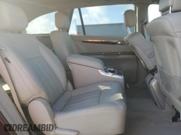 ✅ 2006 Mercedes-Benz R 3.5L • VIN: 4JGCB65E76A022493 • Лот: 48547035. Опубликован ранее на Copart с пробегом 167 449 миль. Бесплатный доступ к архиву аукционных продаж из США и подробный отчёт об истории автомобиля на DreamBid. Изображение 11.