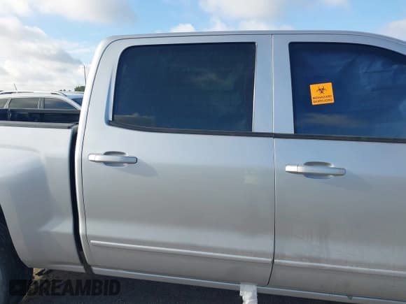 ✅ 2015 Chevrolet Silverado 1500 LT • VIN: 3GCPCREC7FG324631 • Lot: 42819284. Listed on IAAI with Not provided. Free auction sales archive from the USA and detailed vehicle history report at DreamBid. Image 8.