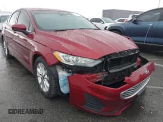 ✅ 2019 Ford Fusion SE • VIN: 3FA6P0LU2KR173824 • Lot: 43450051. Listed on IAAI with 90,609 mi. Free auction sales archive from the USA and detailed vehicle history report at DreamBid. Image 1.