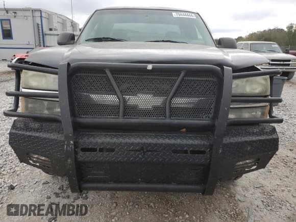 ✅ 2005 Chevrolet Silverado 1500 Z71 • VIN: 1GCEK19Z95Z207710 • Лот: 79444444. Опубликован ранее на Copart с пробегом 321 122 миль. Бесплатный доступ к архиву аукционных продаж из США и подробный отчёт об истории автомобиля на DreamBid. Изображение 5.