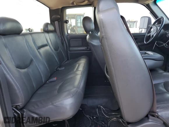 ✅ 2004 Chevrolet Silverado 1500 Z71 • VIN: 1GCEK19T44E166632 • Лот: 76196444. Опубликован ранее на Copart с пробегом 188 968 миль. Бесплатный доступ к архиву аукционных продаж из США и подробный отчёт об истории автомобиля на DreamBid. Изображение 10.