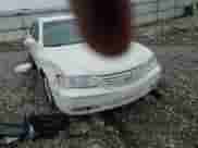 2007 Hyundai Azera SE z VIN KMHFC46F47A171001, wystawiony jako Copart lot #43953835 z przebiegiem 217 443 mil mil oraz Szkoda całkowita • Salvage title. Historia ofert i sprzedaży dostępna na DreamBid. Obrazek 11.