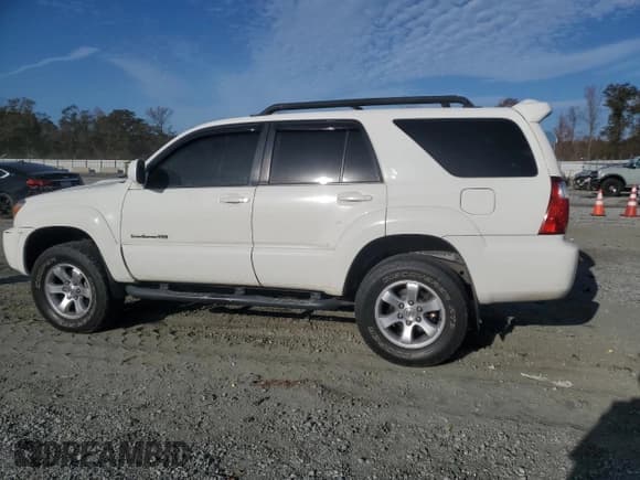 ✅ 2006 Toyota 4Runner SR5 • VIN: JTEBU14R068074245 • Лот: 89810935. Опубликован ранее на Copart с пробегом 275 798 миль. Бесплатный доступ к архиву аукционных продаж из США и подробный отчёт об истории автомобиля на DreamBid. Изображение 2.