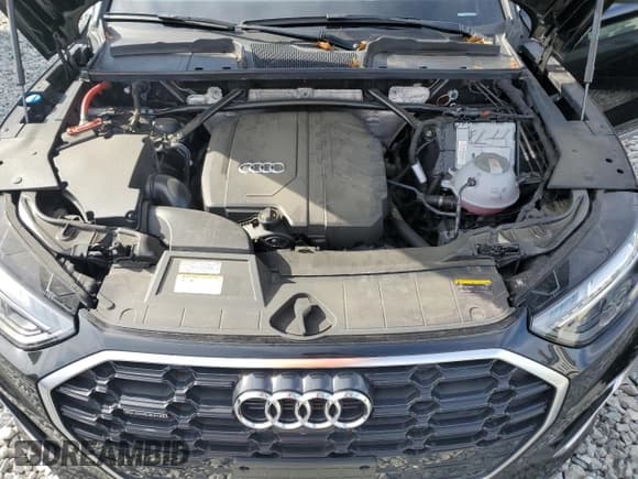 ✅ 2023 Audi Q5 S line Premium Plus • VIN: WA1EAAFY9P2060180 • Lot: 70652425. Listed on Copart with 15,678 mi. Free auction sales archive from the USA and detailed vehicle history report at DreamBid. Image 12.