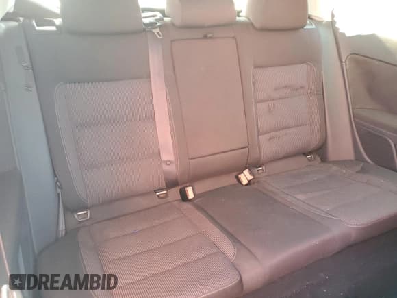 ✅ 2011 Volkswagen Golf • VIN: WVWAB7AJ9BW020312 • Lot: 50494865. Wystawiony na Copart z przebiegiem 191 642 mil. Bezpłatny archiwum sprzedaży aukcyjnych z USA i szczegółowy raport historii pojazdu na DreamBid. Zdjęcie 10.