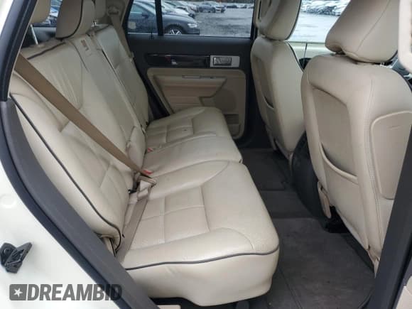 ✅ 2008 Lincoln MKX • VIN: 2LMDU88CX8BJ40358 • Lot: 90411765. Listed on Copart with 108,145 mi. Free auction sales archive from the USA and detailed vehicle history report at DreamBid. Image 11.