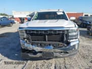 ✅ 2018 Chevrolet Silverado 1500 LTZ • VIN: 3GCUKSEJ5JG145427 • Lot: 43350615. Wystawiony na IAAI z przebiegiem 233 623 mil. Bezpłatny archiwum sprzedaży aukcyjnych z USA i szczegółowy raport historii pojazdu na DreamBid. Zdjęcie 12.