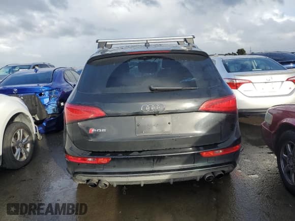 ✅ 2015 Audi SQ5 Premium Plus • VIN: WA1CGAFP9FA041260 • Lot: 43103834. Wystawiony na Copart z przebiegiem 171 033 mil. Bezpłatny archiwum sprzedaży aukcyjnych z USA i szczegółowy raport historii pojazdu na DreamBid. Zdjęcie 6.