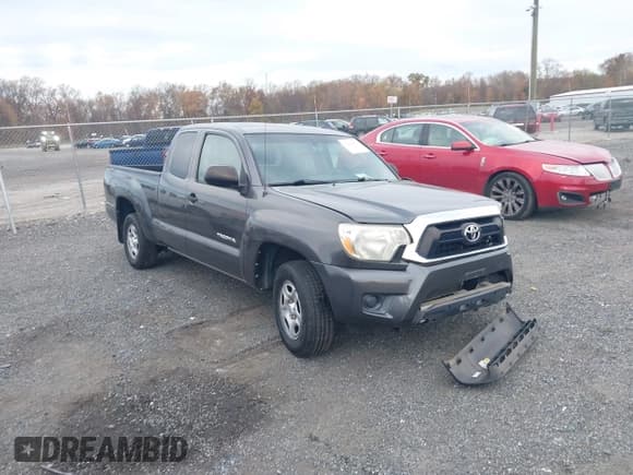 ✅ 2013 Toyota Tacoma • VIN: 5TFTX4CN8DX023787 • Лот: 43638433. Опубликован ранее на IAAI с пробегом 135 505 миль. Бесплатный доступ к архиву аукционных продаж из США и подробный отчёт об истории автомобиля на DreamBid. Изображение 1.