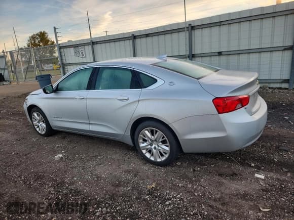 ✅ 2019 Chevrolet Impala LS • VIN: 2G11X5S3XK9130633 • Лот: 81594575. Опубликован ранее на Copart с пробегом 185 890 миль. Бесплатный доступ к архиву аукционных продаж из США и подробный отчёт об истории автомобиля на DreamBid. Изображение 2.