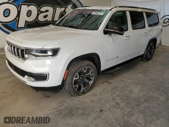 ✅ 2023 Jeep Wagoneer Series III • VIN: 1C4SJSDPXPS540687 • Lot: 43274385. Listed on Copart with 40,098 mi. Free auction sales archive from the USA and detailed vehicle history report at DreamBid. Image 1.