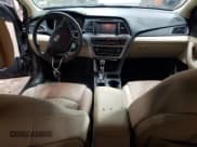 ✅ 2017 Hyundai Sonata Sport • VIN: 5NPE34AFXHH592268 • Лот: 73008452. Опубликован ранее на Copart с пробегом 179 130 миль. Бесплатный доступ к архиву аукционных продаж из США и подробный отчёт об истории автомобиля на DreamBid. Изображение 8.