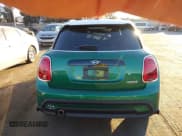 ✅ 2024 MINI Hardtop 4 Door Cooper • VIN: WMW33DK03R2V30440 • Lot: 41403552. Wystawiony na IAAI z przebiegiem 11 656 mil. Bezpłatny archiwum sprzedaży aukcyjnych z USA i szczegółowy raport historii pojazdu na DreamBid. Zdjęcie 17.