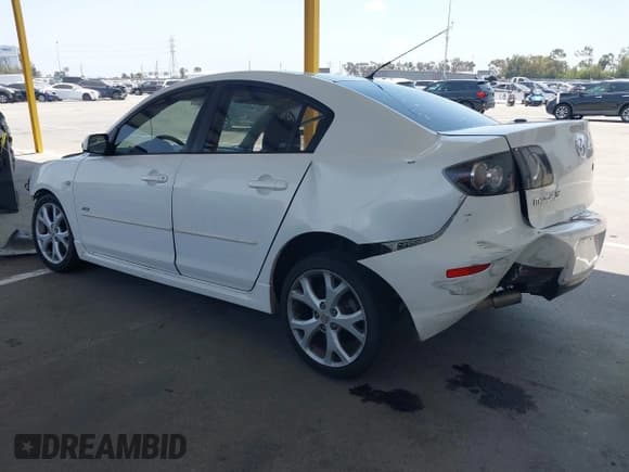 ✅ 2007 Mazda 3 S Touring • VIN: JM1BK324471663158 • Lot: 42575124. Wystawiony na IAAI z przebiegiem 160 938 mil. Bezpłatny archiwum sprzedaży aukcyjnych z USA i szczegółowy raport historii pojazdu na DreamBid. Zdjęcie 3.