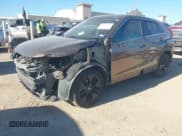 ✅ 2019 Mitsubishi Eclipse Cross LE • VIN: JA4AT4AA8KZ023156 • Lot: 43595761. Wystawiony na IAAI z przebiegiem 73 811 mil. Bezpłatny archiwum sprzedaży aukcyjnych z USA i szczegółowy raport historii pojazdu na DreamBid. Zdjęcie 2.