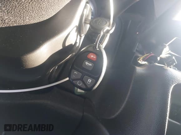 ✅ 2007 Chevrolet Avalanche 1LT • VIN: 3GNFK12377G253234 • Lot: 42930147. Listed on IAAI with 226,173 mi. Free auction sales archive from the USA and detailed vehicle history report at DreamBid. Image 11.