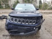 ✅ 2020 Jeep Compass Latitude • VIN: 3C4NJCBB7LT158846 • Lot: 85763765. Wystawiony na Copart z przebiegiem 110 113 mil. Bezpłatny archiwum sprzedaży aukcyjnych z USA i szczegółowy raport historii pojazdu na DreamBid. Zdjęcie 5.