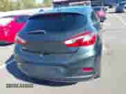 2017 Chevrolet Cruze LT z VIN 3G1BE6SM9HS519221, wystawiony jako IAAI lot #43561958 z przebiegiem 131 950 mil mil oraz . Historia ofert i sprzedaży dostępna na DreamBid. Obrazek 16.