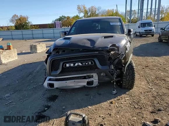 ✅ 2016 Ram 1500 Rebel • VIN: 1C6RR7YT3GS373107 • Lot: 91239585. Listed on Copart with 183,434 mi. Free auction sales archive from the USA and detailed vehicle history report at DreamBid. Image 13.