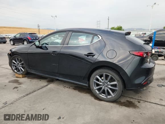 ✅ 2019 Mazda 3 • VIN: JM1BPBJM8K1143485 • Lot: 70106305. Wystawiony na Copart z przebiegiem 31 896 mil. Bezpłatny archiwum sprzedaży aukcyjnych z USA i szczegółowy raport historii pojazdu na DreamBid. Zdjęcie 2.