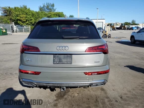 ✅ 2024 Audi Q5 S line Premium Plus • VIN: WA1EAAFY9R2098253 • Lot: 82383115. Wystawiony na Copart z przebiegiem 32 552 mil. Bezpłatny archiwum sprzedaży aukcyjnych z USA i szczegółowy raport historii pojazdu na DreamBid. Zdjęcie 6.