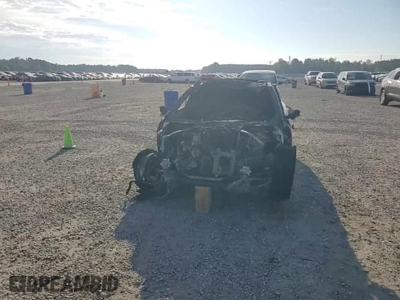 ✅ 2019 Jaguar XE 25t • VIN: SAJAS4FX8KCP51084 • Lot: 80130585. Wystawiony na Copart z przebiegiem Nie podano. Bezpłatny archiwum sprzedaży aukcyjnych z USA i szczegółowy raport historii pojazdu na DreamBid. Zdjęcie 13.