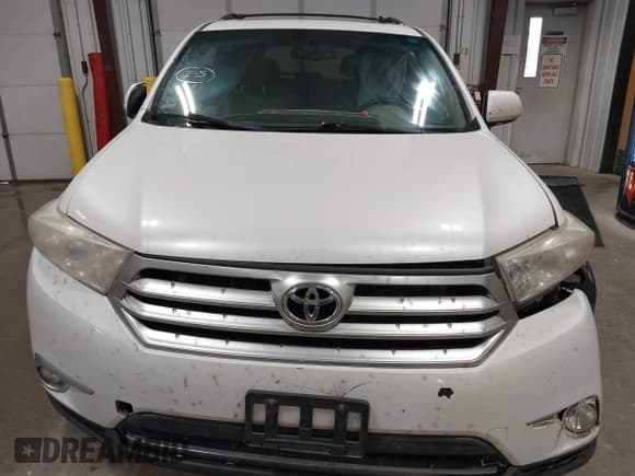 ✅ 2013 Toyota Highlander Limited • VIN: 5TDDK3EH6DS251104 • Lot: 42605817. Listed on IAAI with 131,720 mi. Free auction sales archive from the USA and detailed vehicle history report at DreamBid. Image 12.