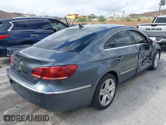 ✅ 2013 Volkswagen CC R-Line • VIN: WVWBP7ANXDE560334 • Лот: 43442185. Опубликован ранее на IAAI с пробегом 100 358 миль. Бесплатный доступ к архиву аукционных продаж из США и подробный отчёт об истории автомобиля на DreamBid. Изображение 4.