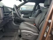 ✅ 2025 Hyundai Santa Fe Calligraphy • VIN: 5NMP54GL2SH106055 • Lot: 65136025. Listed on Copart with 363 mi. Free auction sales archive from the USA and detailed vehicle history report at DreamBid. Image 7.