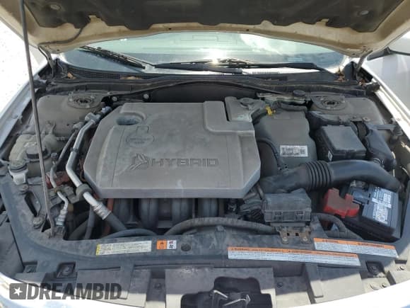 ✅ 2010 Ford Fusion Hybrid • VIN: 3FADP0L39AR182968 • Lot: 66120535. Wystawiony na Copart z przebiegiem 105 952 mil. Bezpłatny archiwum sprzedaży aukcyjnych z USA i szczegółowy raport historii pojazdu na DreamBid. Zdjęcie 11.