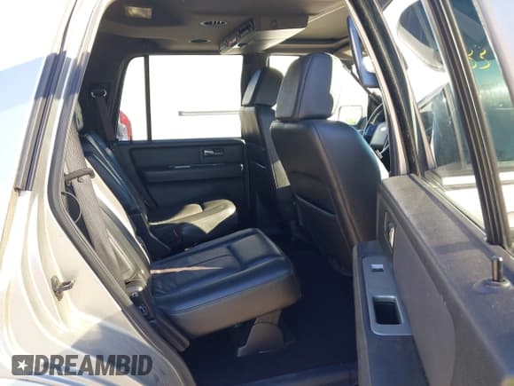 ✅ 2008 Ford Expedition SSV • VIN: 1FMFU16588LA27766 • Lot: 43388654. Listed on IAAI with 244,332 mi. Free auction sales archive from the USA and detailed vehicle history report at DreamBid. Image 8.