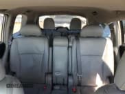 ✅ 2011 Toyota Highlander • VIN: 5TDZK3EH3BS031325 • Лот: 92128745. Опубликован ранее на Copart с пробегом 172 503 миль. Бесплатный доступ к архиву аукционных продаж из США и подробный отчёт об истории автомобиля на DreamBid. Изображение 10.