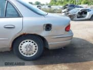 ✅ 1998 Buick Regal LS • VIN: 2G4WB52K3W1555064 • Lot: 42723370. Wystawiony na IAAI z przebiegiem 89 355 mil. Bezpłatny archiwum sprzedaży aukcyjnych z USA i szczegółowy raport historii pojazdu na DreamBid. Zdjęcie 6.