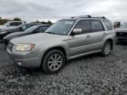 ✅ 2007 Subaru Forester X • VIN: JF1SG65687H714576 • Lot: 86289355. Listed on Copart with 217,714 mi. Free auction sales archive from the USA and detailed vehicle history report at DreamBid. Image 1.