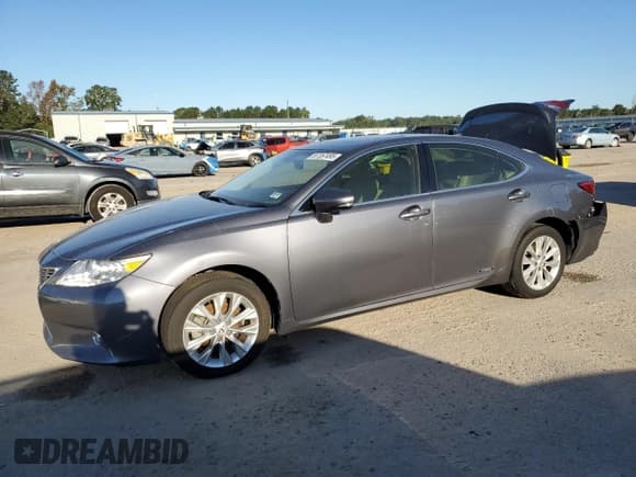 ✅ 2015 Lexus ES 300h • VIN: JTHBW1GG3F2091857 • Лот: 87357495. Опубликован ранее на Copart с пробегом 143 704 миль. Бесплатный доступ к архиву аукционных продаж из США и подробный отчёт об истории автомобиля на DreamBid. Изображение 1.