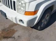 ✅ 2006 Jeep Commander • VIN: 1J8HH48K46C220346 • Lot: 42898694. Listed on IAAI with 102,180 mi. Free auction sales archive from the USA and detailed vehicle history report at DreamBid. Image 6.