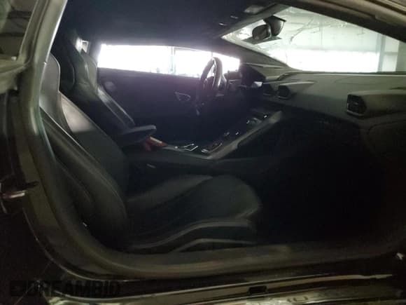 ✅ 2015 Lamborghini Huracan • VIN: ZHWUC1ZF7FLA00665 • Lot: 78672804. Listed on Copart with 94,831 mi. Free auction sales archive from the USA and detailed vehicle history report at DreamBid. Image 10.