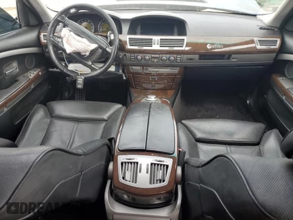 ✅ 2006 BMW 7 Series 750Li • VIN: WBAHN83596DT25366 • Лот: 71251924. Опубликован ранее на Copart с пробегом Не указан. Бесплатный доступ к архиву аукционных продаж из США и подробный отчёт об истории автомобиля на DreamBid. Изображение 8.