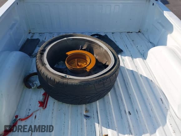 ✅ 2000 Chevrolet Silverado 1500 LS • VIN: 1GCEC19V8YZ284910 • Lot: 43143676. Wystawiony na IAAI z przebiegiem 127 000 mil. Bezpłatny archiwum sprzedaży aukcyjnych z USA i szczegółowy raport historii pojazdu na DreamBid. Zdjęcie 11.