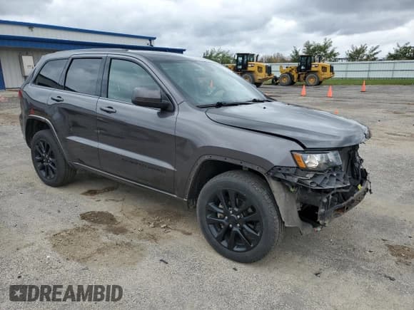 ✅ 2019 Jeep Grand Cherokee Altitude • VIN: 1C4RJFAG1KC810550 • Lot: 82595845. Wystawiony na Copart z przebiegiem 72 494 mil. Bezpłatny archiwum sprzedaży aukcyjnych z USA i szczegółowy raport historii pojazdu na DreamBid. Zdjęcie 4.