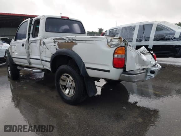 ✅ 2001 Toyota Tacoma PreRunner • VIN: 5TESN92N61Z775346 • Lot: 42625700. Listed on IAAI with Not provided. Free auction sales archive from the USA and detailed vehicle history report at DreamBid. Image 3.