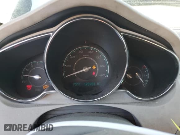 ✅ 2011 Chevrolet Malibu 2LT • VIN: 1G1ZD5EU4BF240424 • Lot: 76181344. Listed on Copart with 179,783 mi. Free auction sales archive from the USA and detailed vehicle history report at DreamBid. Image 9.