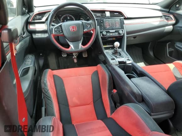 ✅ 2018 Honda Civic Type R Touring • VIN: SHHFK8G75JU201996 • Лот: 55951975. Опубликован ранее на Copart с пробегом 107 261 миль. Бесплатный доступ к архиву аукционных продаж из США и подробный отчёт об истории автомобиля на DreamBid. Изображение 8.