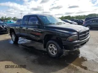 ✅ 1997 Dodge Dakota • VIN: 1B7GG23X0VS211807 • Lot: 57616085. Wystawiony na Copart z przebiegiem 201 492 mil. Bezpłatny archiwum sprzedaży aukcyjnych z USA i szczegółowy raport historii pojazdu na DreamBid. Zdjęcie 4.