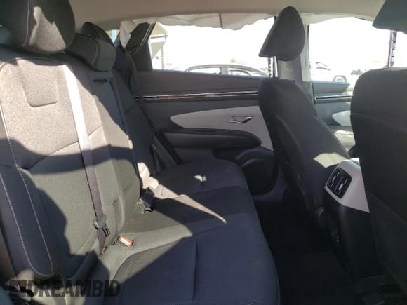 ✅ 2022 Hyundai Tucson Blue • VIN: KM8JBCA10NU029131 • Lot: 69291932. Wystawiony na Copart z przebiegiem 31 876 mil. Bezpłatny archiwum sprzedaży aukcyjnych z USA i szczegółowy raport historii pojazdu na DreamBid. Zdjęcie 11.