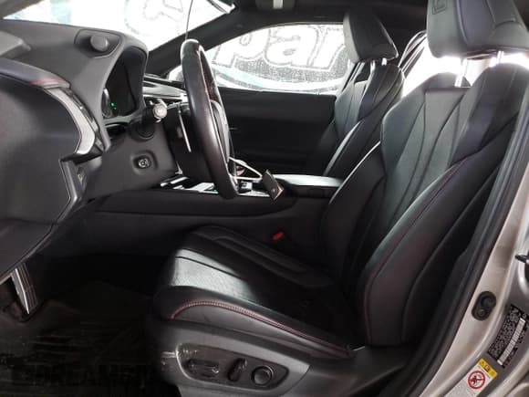 ✅ 2019 Lexus UX 250h • VIN: JTHU9JBHXK2006846 • Lot: 92744525. Listed on Copart with 126,101 mi. Free auction sales archive from the USA and detailed vehicle history report at DreamBid. Image 7.