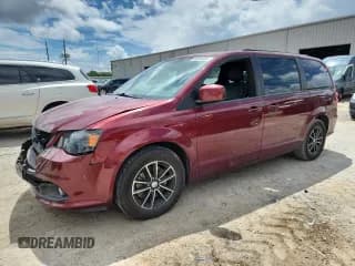 ✅ 2018 Dodge Grand Caravan GT • VIN: 2C4RDGEG1JR336841 • Лот: 68304305. Опубликован ранее на Copart с пробегом 102 771 миль. Бесплатный доступ к архиву аукционных продаж из США и подробный отчёт об истории автомобиля на DreamBid. Изображение 1.
