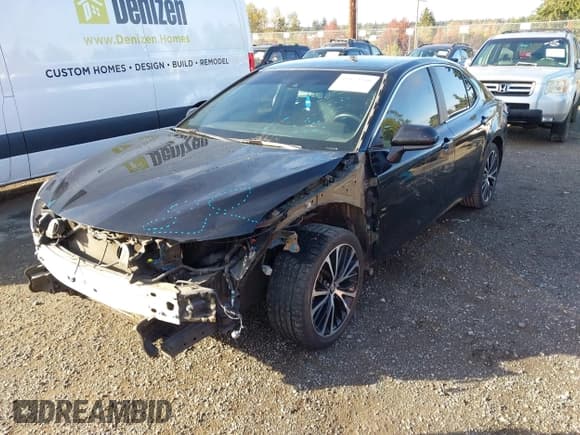 ✅ 2019 Toyota Camry SE • VIN: 4T1B11HK2KU230017 • Лот: 43475260. Опубликован ранее на IAAI с пробегом 185 506 миль. Бесплатный доступ к архиву аукционных продаж из США и подробный отчёт об истории автомобиля на DreamBid. Изображение 6.