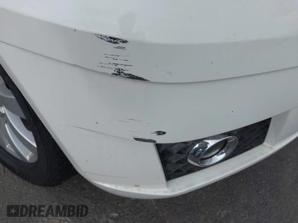 ✅ 2012 Mercedes-Benz GLK 350 • VIN: WDCGG8HBXCF880277 • Lot: 42973117. Listed on IAAI with 164,244 mi. Free auction sales archive from the USA and detailed vehicle history report at DreamBid. Image 6.