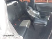 ✅ 2010 Hyundai Genesis Coupe Track • VIN: KMHHU6KHXAU004110 • Lot: 42754734. Wystawiony na IAAI z przebiegiem 176 668 mil. Bezpłatny archiwum sprzedaży aukcyjnych z USA i szczegółowy raport historii pojazdu na DreamBid. Zdjęcie 8.